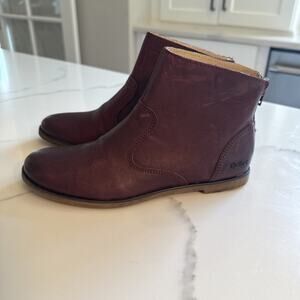 Kickers Roxanna Girls High Boots Flat Leather Burgundy Zipper Back Sz 34 US 3